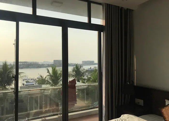 Sunshine Khách sạn 3*
