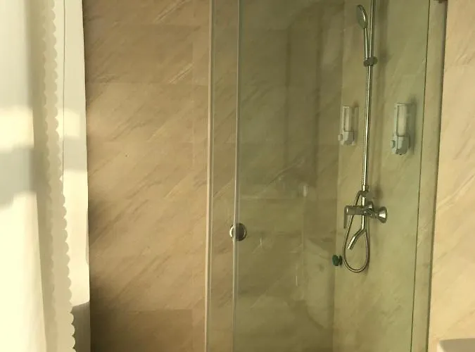 Khách sạn Sunshine 3*